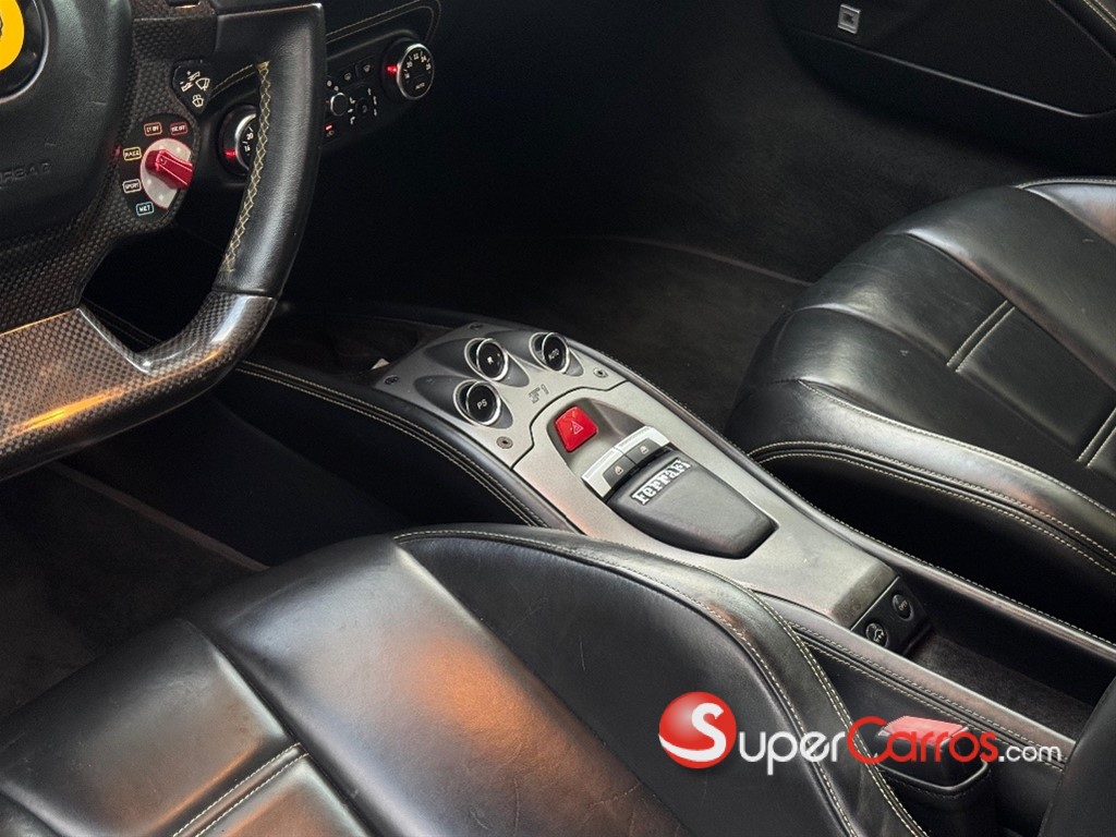2012 Ferrari 458 — foto 7 / 9