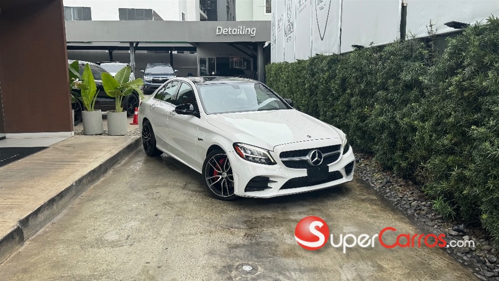 2019 Mercedes-Benz Clase C 300 Luxury