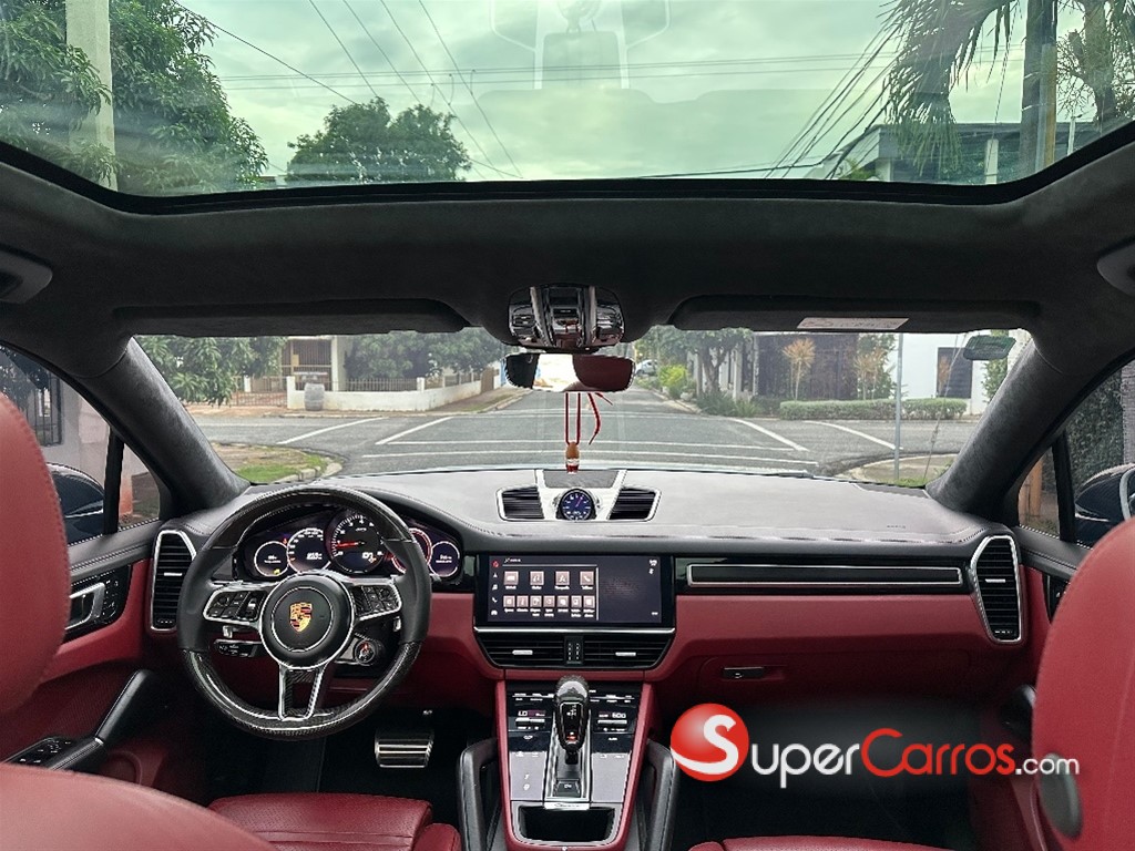 2022 Porsche Cayenne Coupe GTS — foto 7 / 11