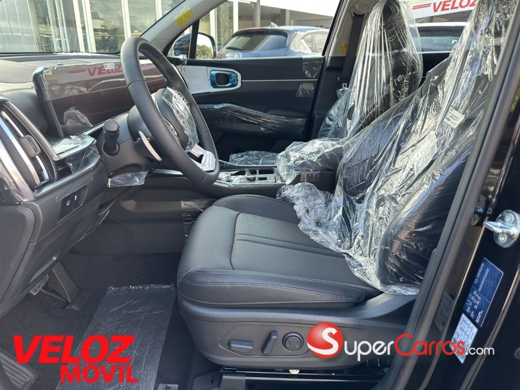 2026 Kia Sorento Luxury — foto 4 / 7