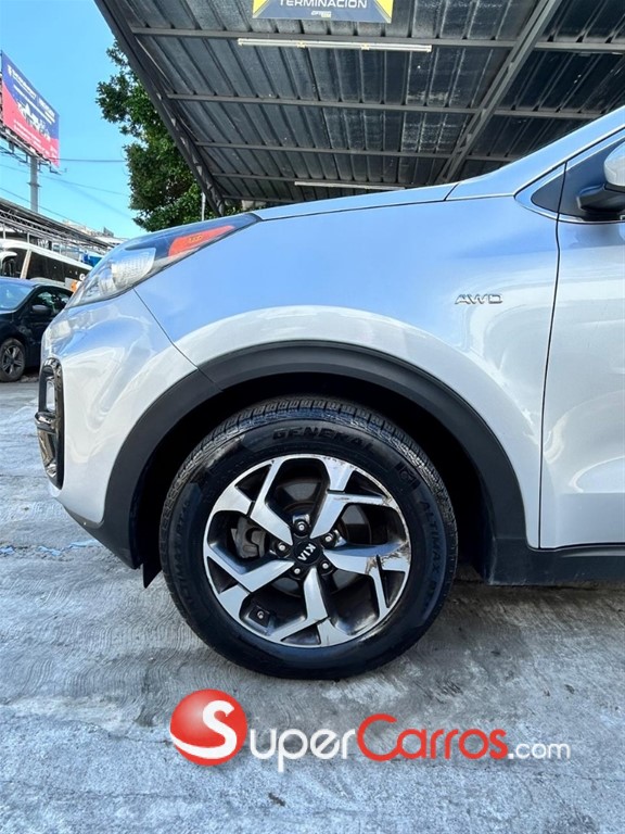 2021 Kia Sportage LX — foto 2 / 12