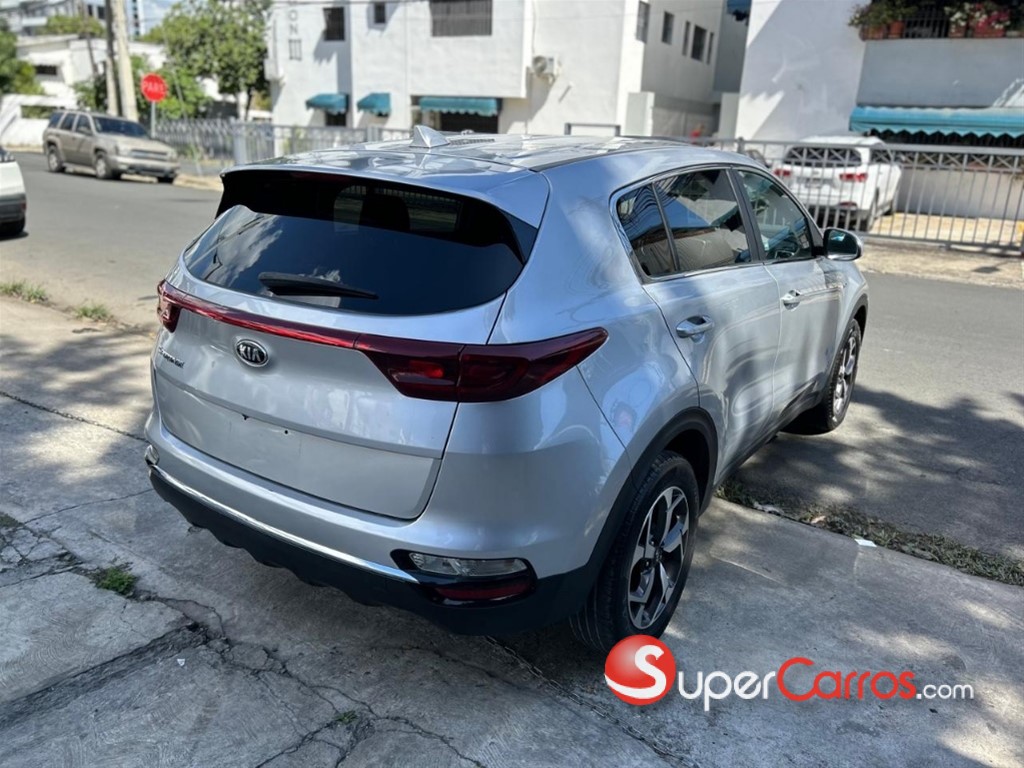 2021 Kia Sportage LX — foto 10 / 12