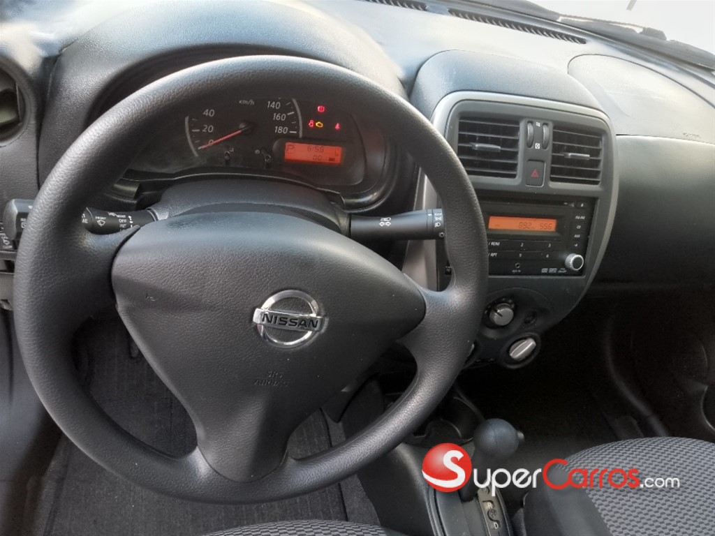 2020 Nissan March — foto 8 / 12