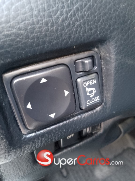 2020 Nissan March — foto 9 / 12