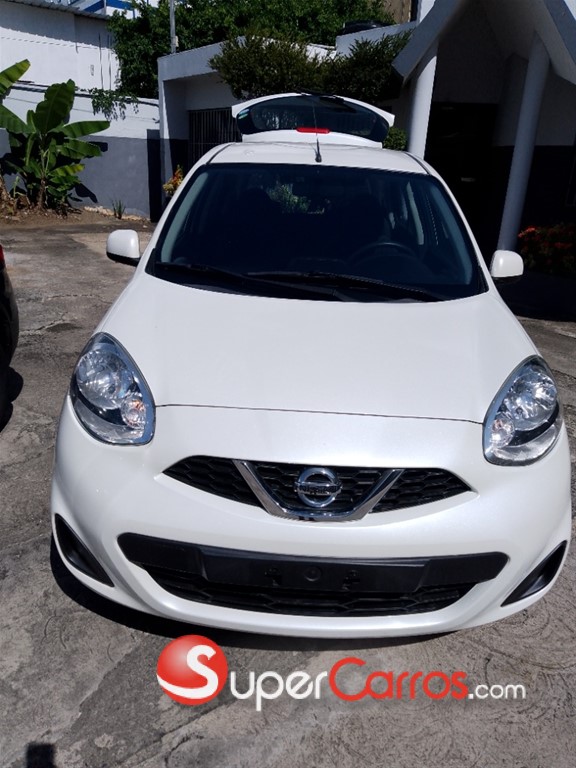 2020 Nissan March — foto 12 / 12