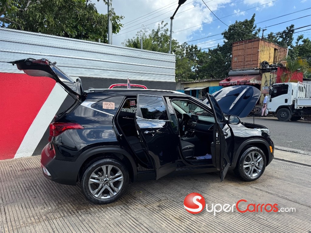 2021 Kia Seltos — foto 10 / 12