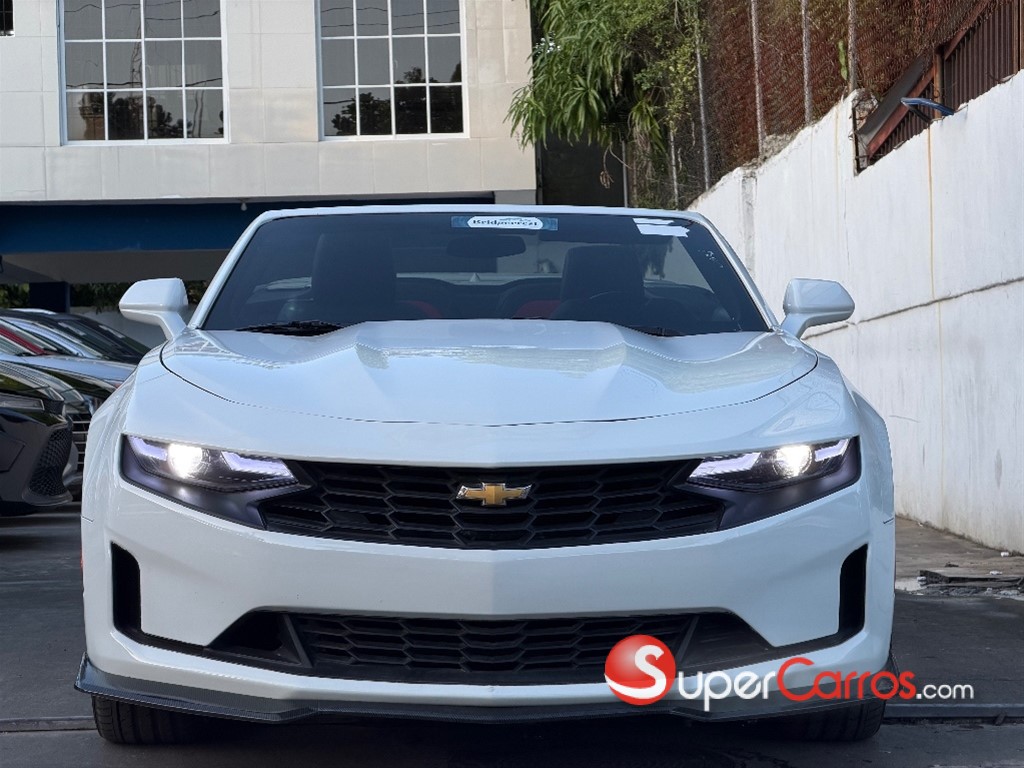 2020 Chevrolet Camaro LT Convertible — foto 2 / 9