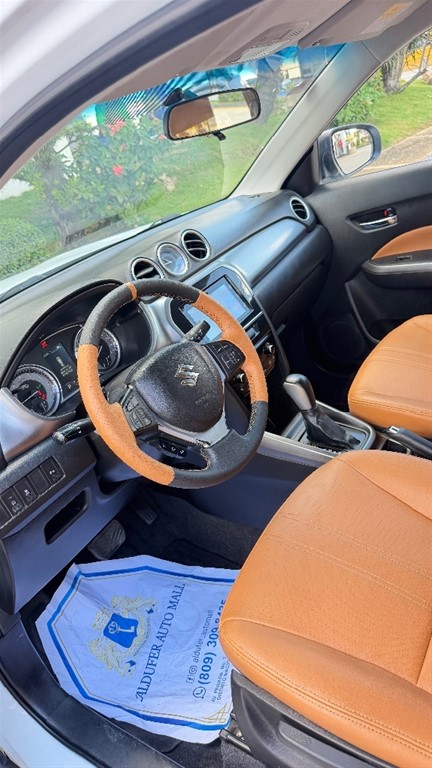 2020 Suzuki Vitara GL — foto 12 / 12