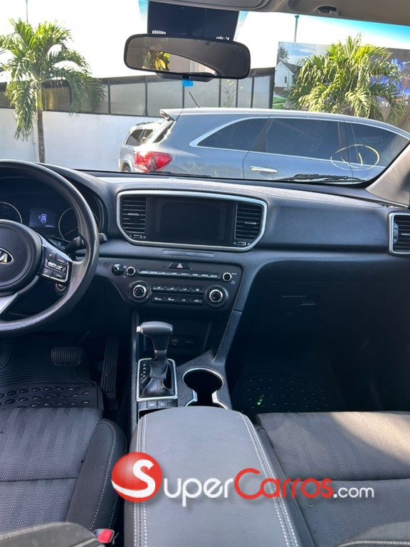 2020 Kia Sportage — foto 6 / 12