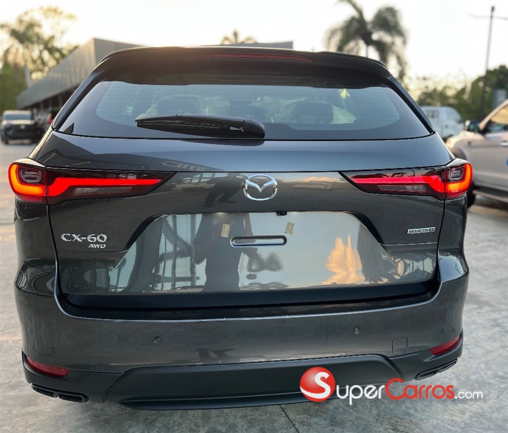 2026 Mazda CX-60 GT — foto 5 / 10