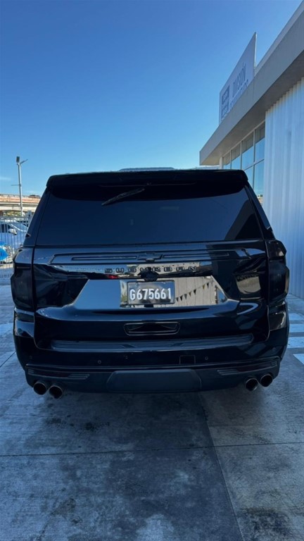 2023 Chevrolet Suburban Highcountry — foto 5 / 7