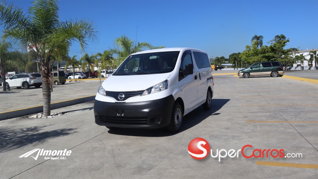 2020 Nissan NV 200