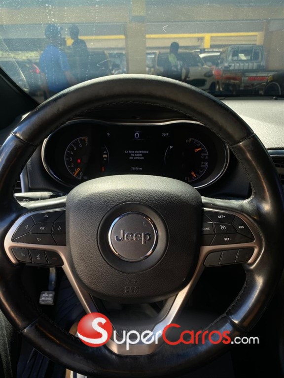 2019 Jeep Grand Cherokee Altitude — foto 4 / 11