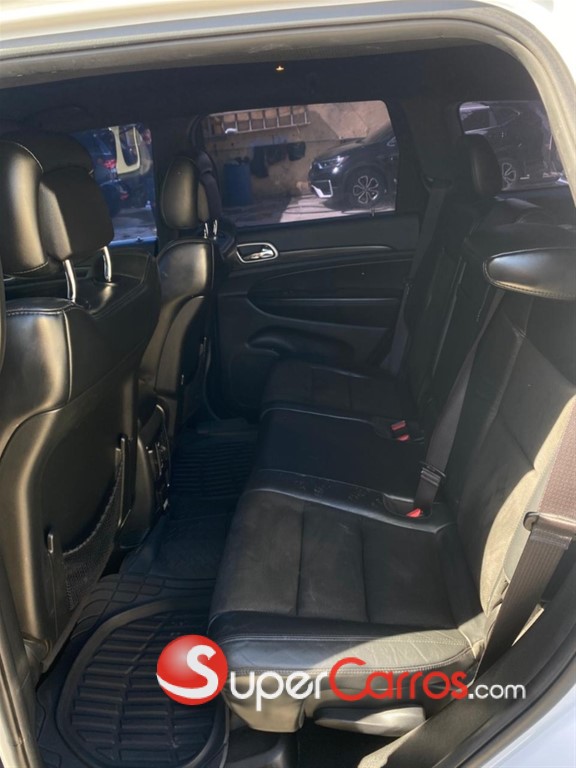 2019 Jeep Grand Cherokee Altitude — foto 9 / 11
