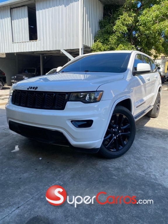 2019 Jeep Grand Cherokee Altitude — foto 11 / 11