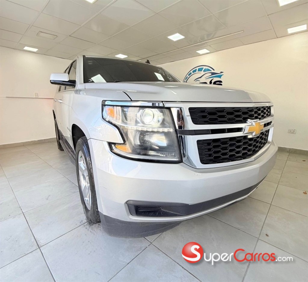 2017 Chevrolet Tahoe LT — foto 8 / 8