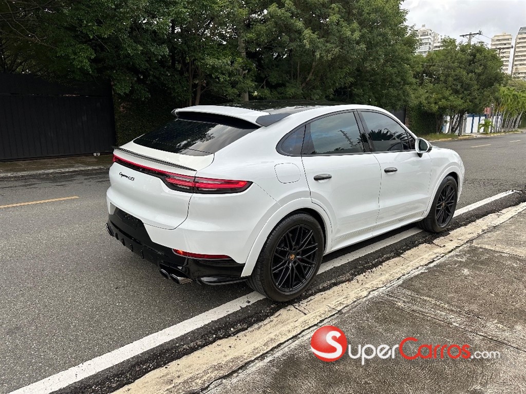2022 Porsche Cayenne GTS — foto 5 / 10
