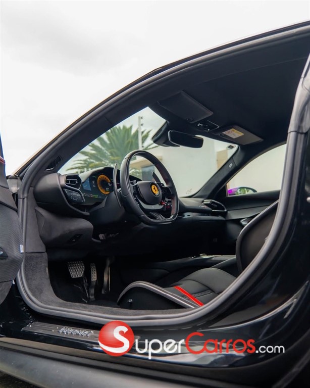 2023 Ferrari 296 GTB — foto 2 / 10