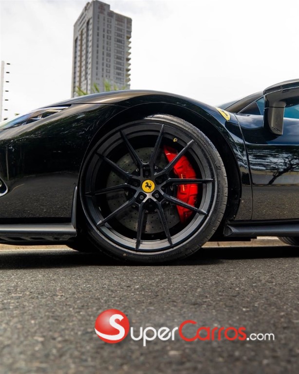 2023 Ferrari 296 GTB — foto 6 / 10