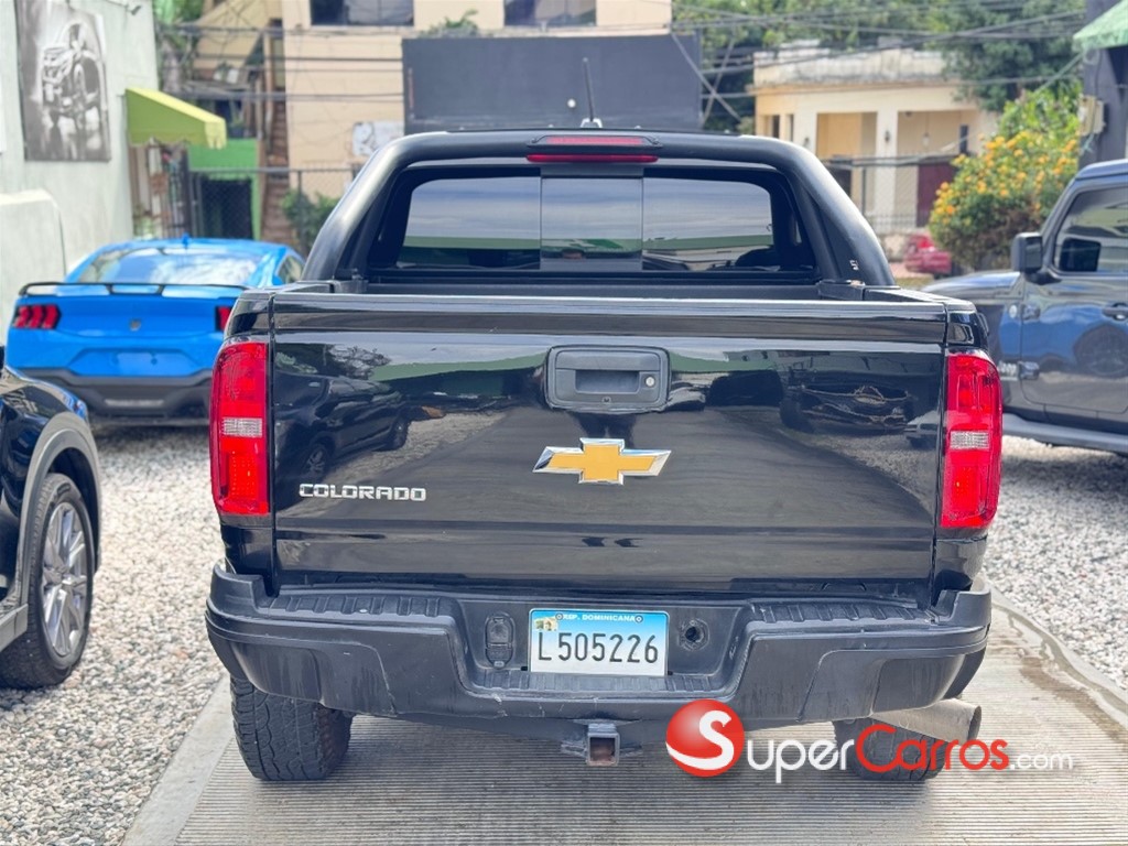 2018 Chevrolet Colorado ZR2 Midnight Edition — foto 9 / 11