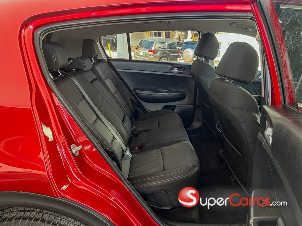 2020 Kia Sportage LX — foto 7 / 11