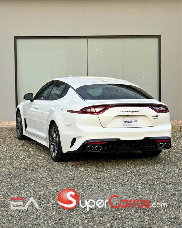 2020 Kia Stinger GT — foto 3 / 9