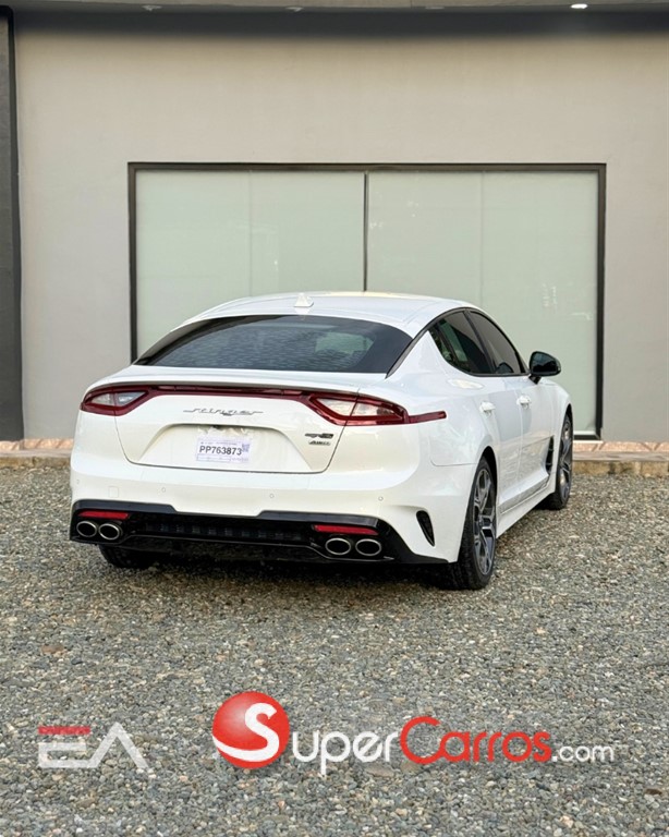 2020 Kia Stinger GT — foto 4 / 9