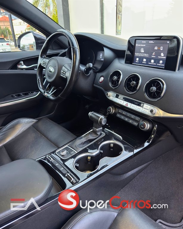 2020 Kia Stinger GT — foto 5 / 9