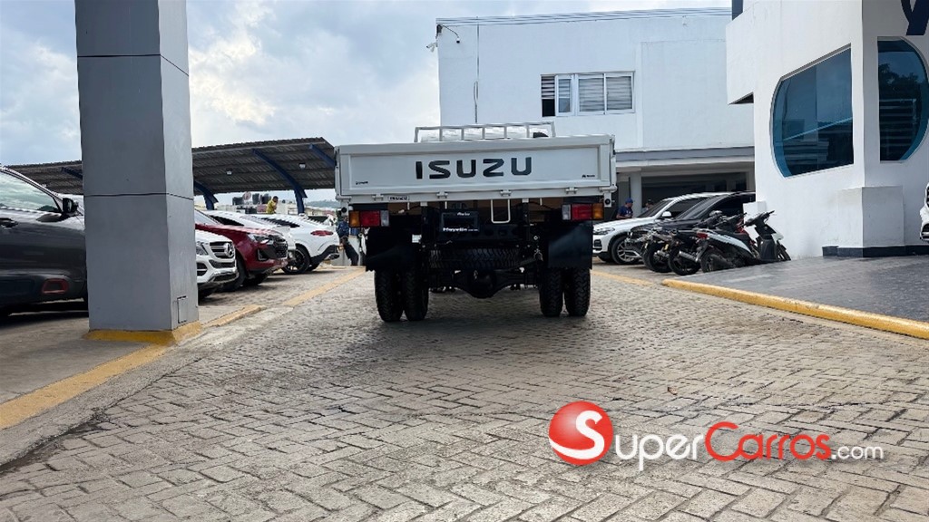 2026 Isuzu NPS 14 Pies — foto 6 / 8