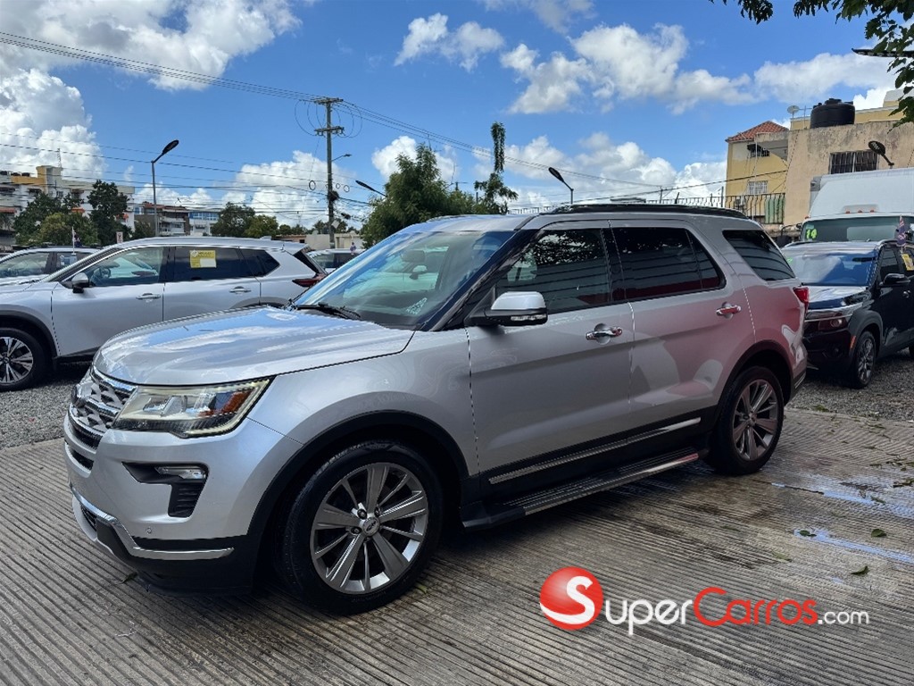 2018 Ford Explorer Limited — foto 3 / 12