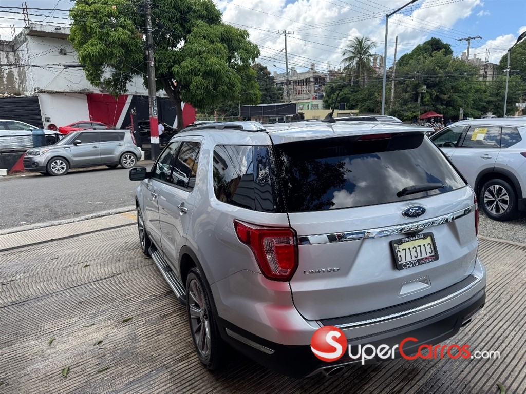 2018 Ford Explorer Limited — foto 5 / 12