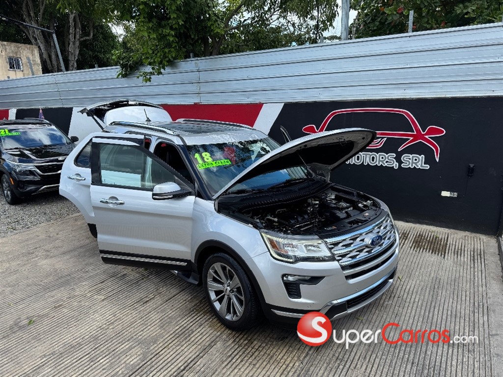 2018 Ford Explorer Limited — foto 6 / 12