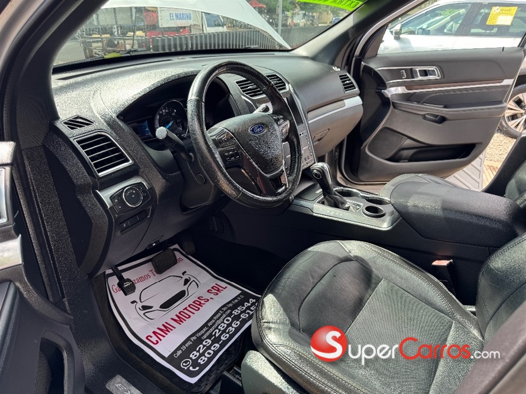 2018 Ford Explorer Limited — foto 11 / 12