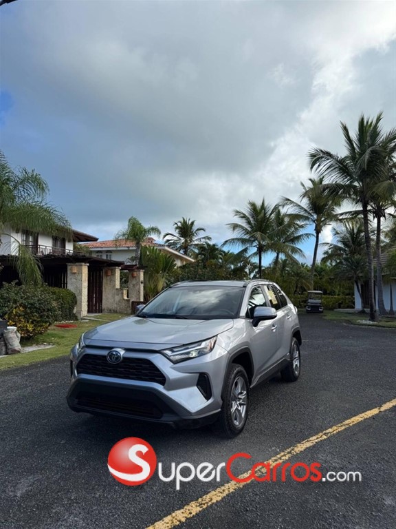 2022 Toyota RAV4 XLE Hybrid — foto 6 / 10