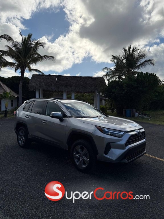 2022 Toyota RAV4 XLE Hybrid — foto 7 / 10