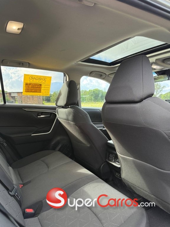 2022 Toyota RAV4 XLE Hybrid — foto 10 / 10