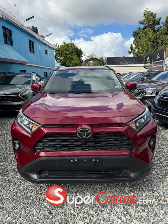 2022 Toyota RAV4 XLE — foto 7 / 9