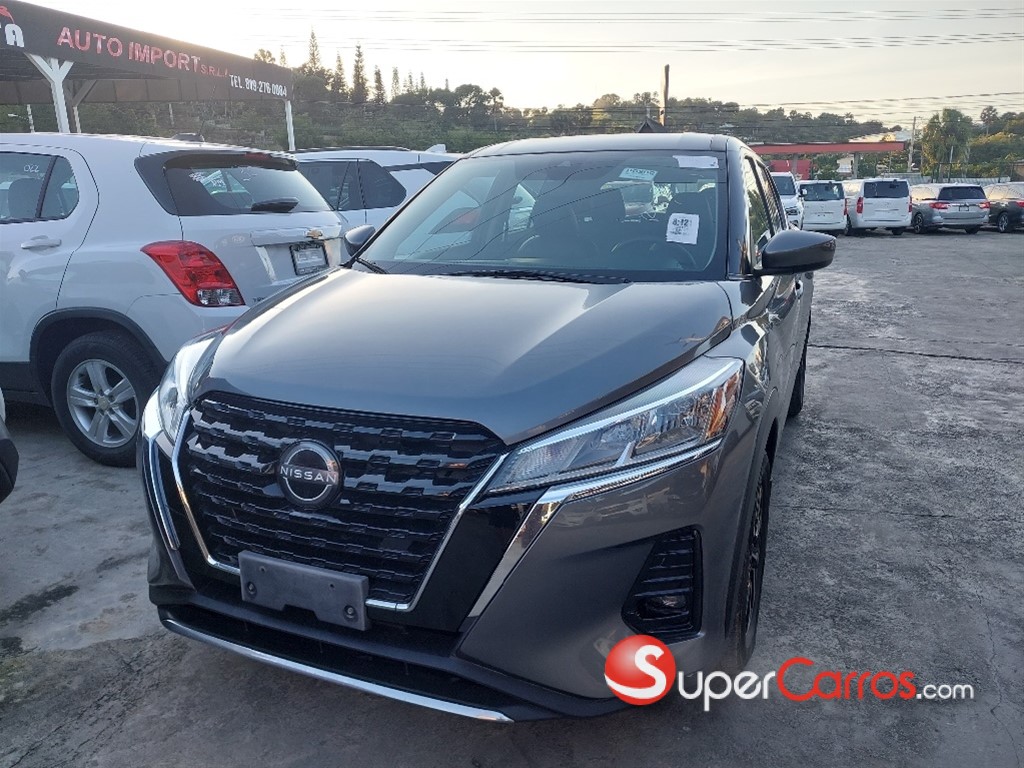 2022 Nissan Kicks — foto 2 / 12