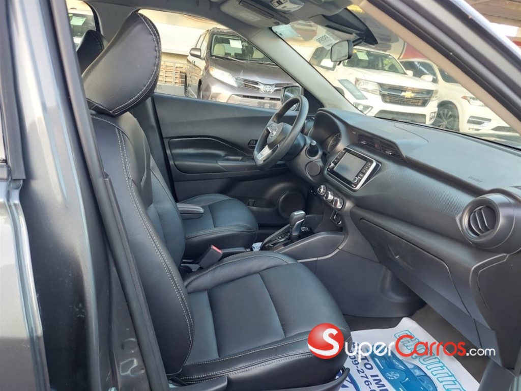 2022 Nissan Kicks — foto 8 / 12