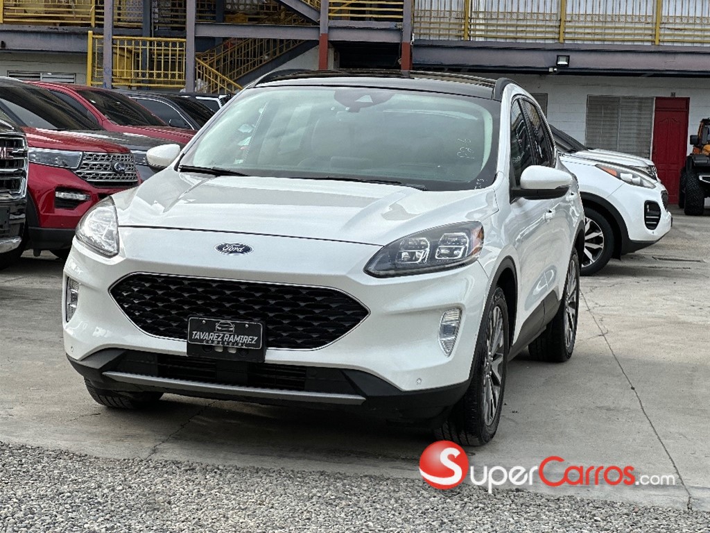 2020 Ford Escape Titanium