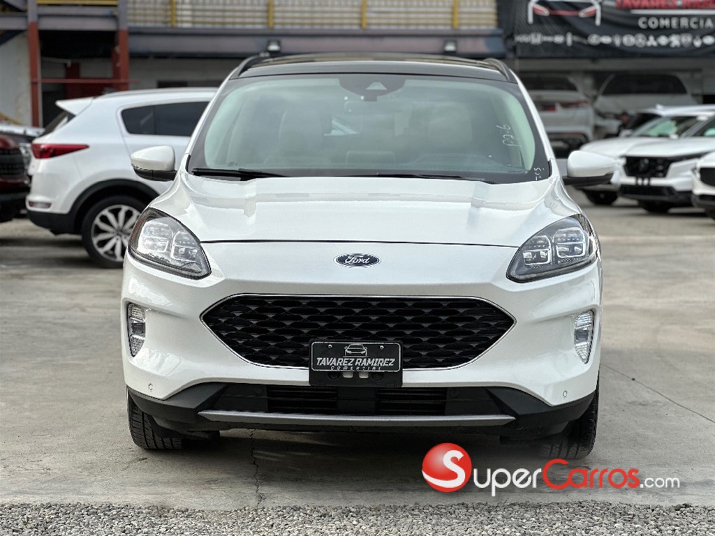 2020 Ford Escape Titanium — foto 2 / 9