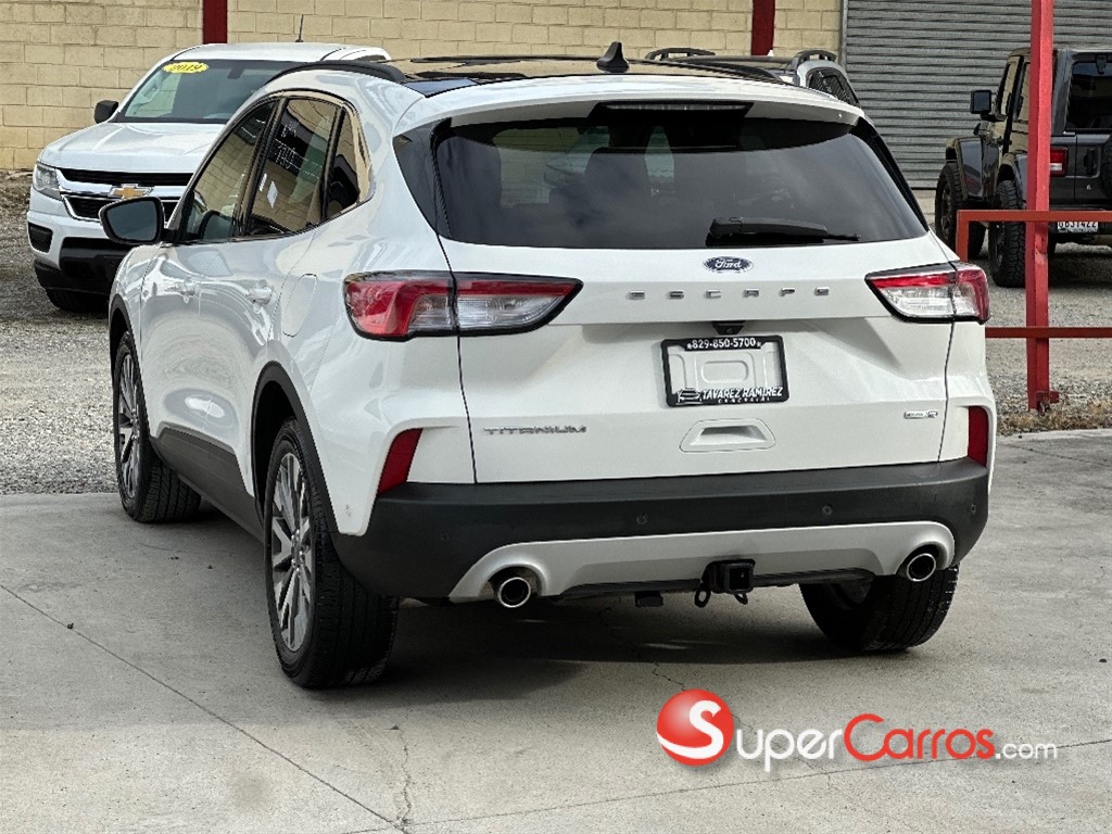 2020 Ford Escape Titanium — foto 5 / 9