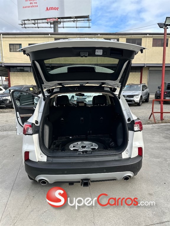 2020 Ford Escape Titanium — foto 9 / 9