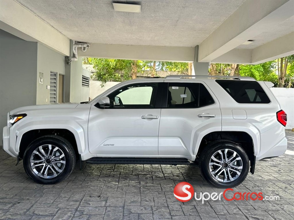 2027 Toyota 4 Runner Limited — foto 4 / 10
