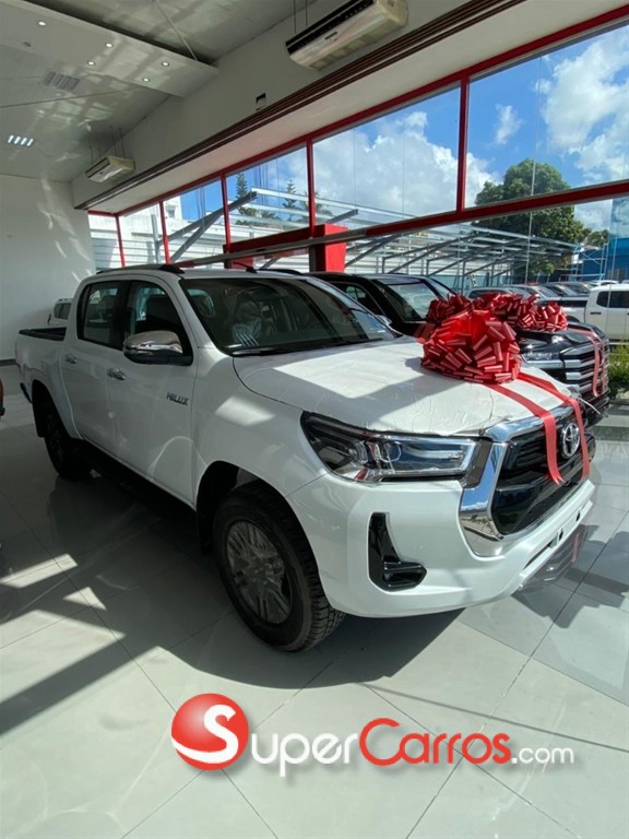 2025 Toyota Hilux Limited — foto 8 / 8