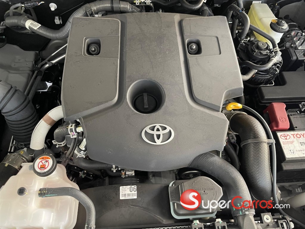 2026 Toyota Hilux SRV — foto 9 / 9