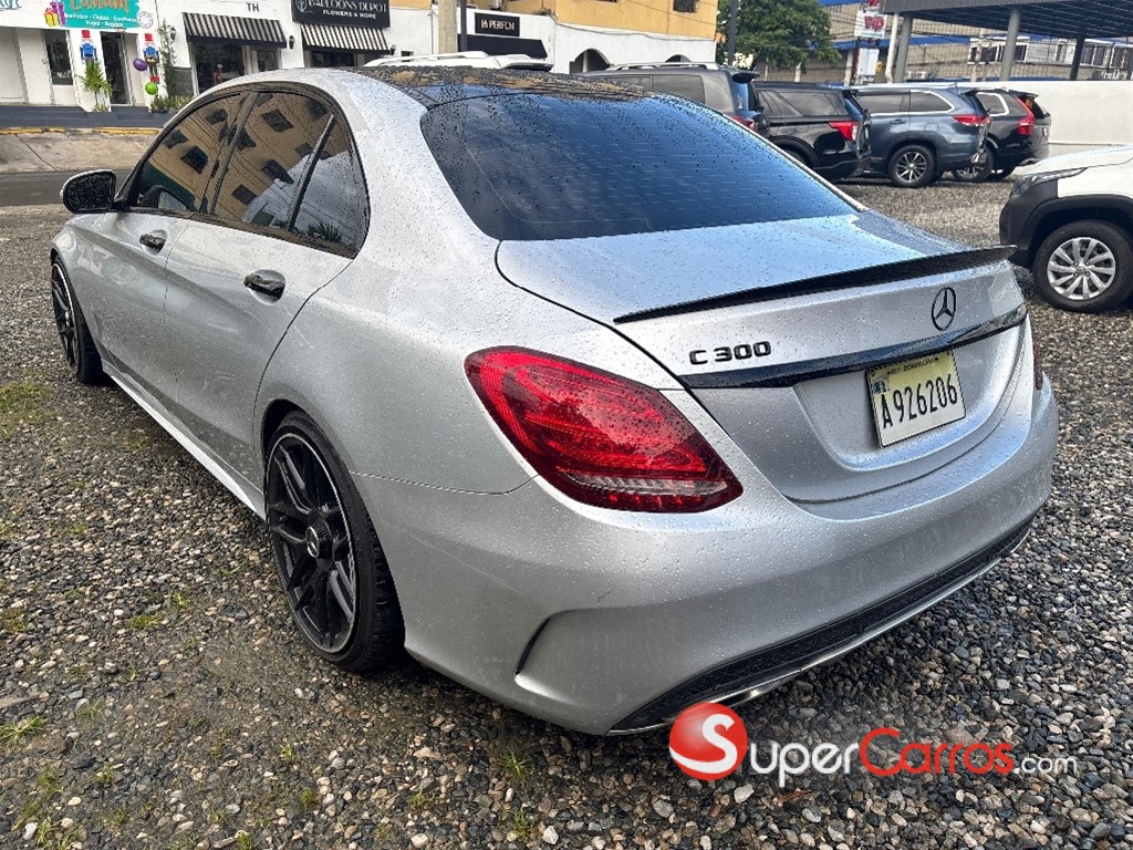 2015 Mercedes-Benz Clase C 300 AMG — foto 3 / 7