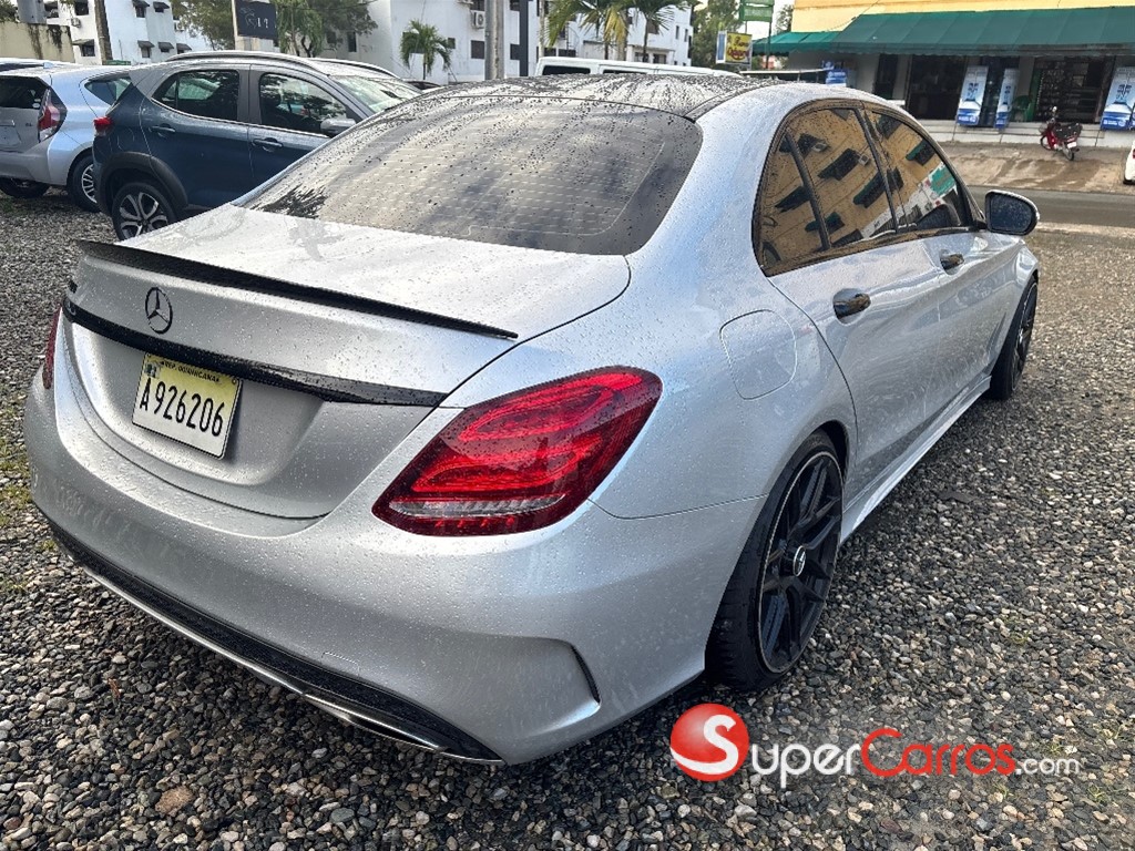 2015 Mercedes-Benz Clase C 300 AMG — foto 4 / 7