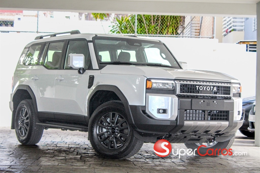 2027 Toyota Land Cruiser Prado All Rounder 03