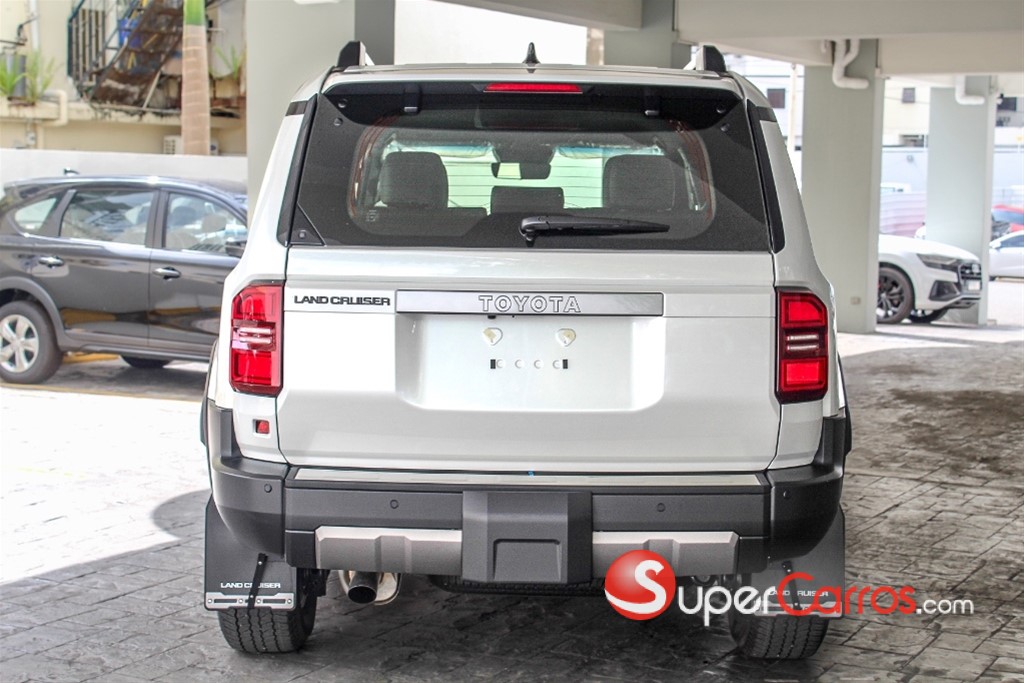 2027 Toyota Land Cruiser Prado All Rounder 03 — foto 3 / 8